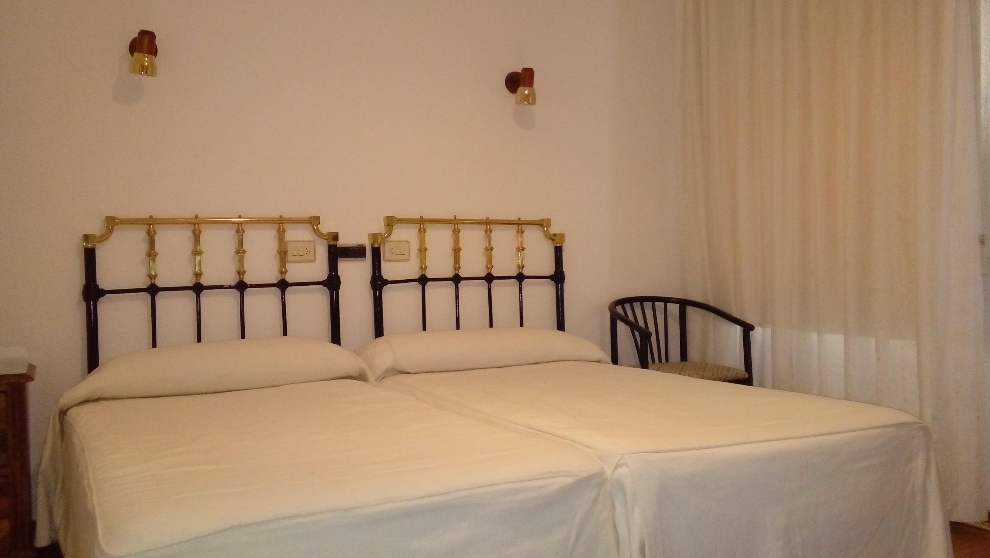 Hotel Los Perales Пуебла де Санабрия Екстериор снимка